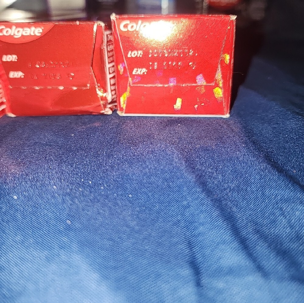 8 bulk Optic White Toothpaste - Red Packaging - Picture 2 of 5